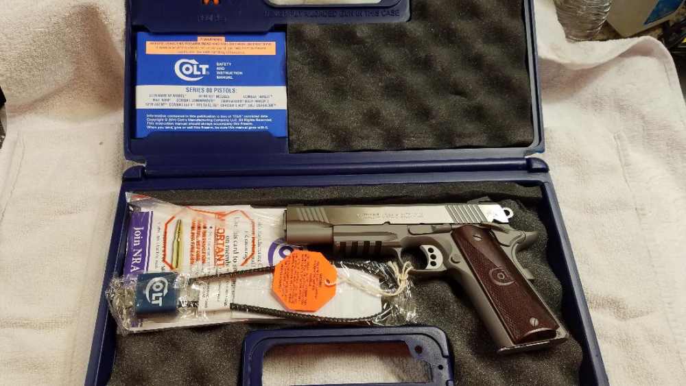 COLT 1911 COMBAT RAIL GUN IN 9MM AND STAINLESS STEEL 5" BARREL NIB-img-0