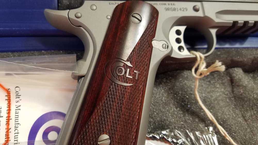 COLT 1911 COMBAT RAIL GUN IN 9MM AND STAINLESS STEEL 5" BARREL NIB-img-4