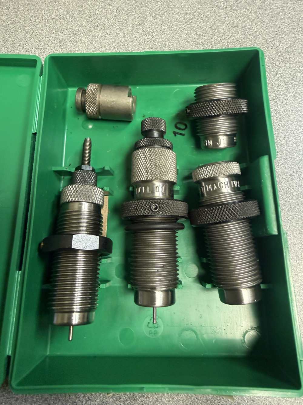 RCBS and REDDING Dies, shell holder, 17 Mach IV-img-0