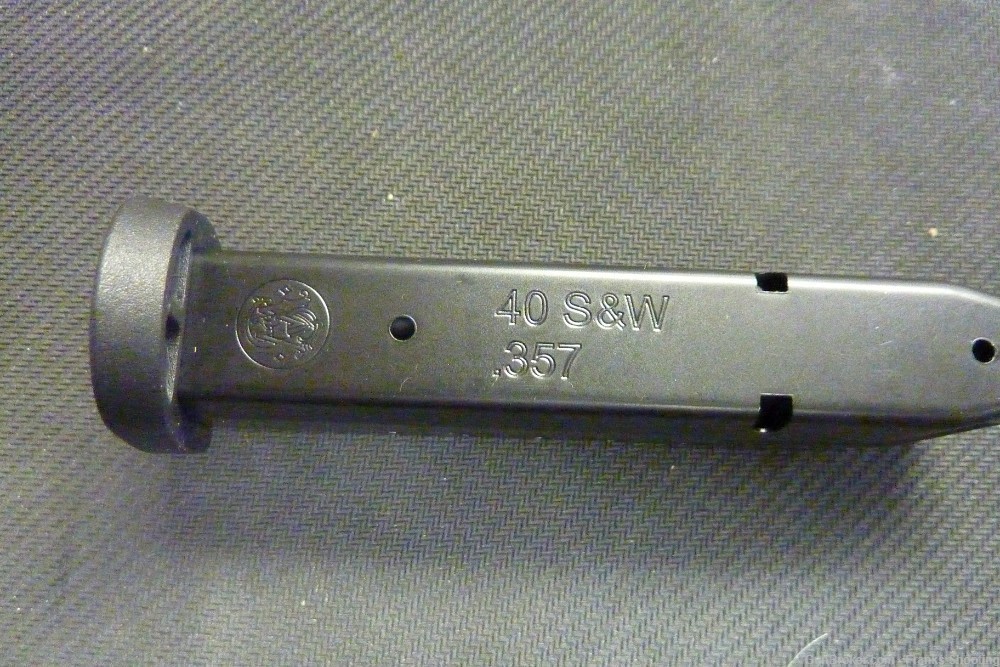 SMITH & WESSON M&P40 .40 CAL 15RD MAGAZINE-img-3