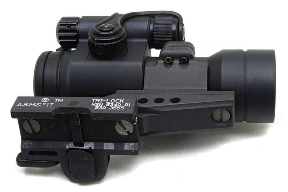 AIMPOINT CompM2 Red Dot Sight w/ ARMS17 Comp II M68 QD Mount, Works-Nice!-img-3