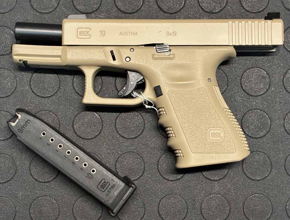 TAN GLOCK G19 9MM-img-3