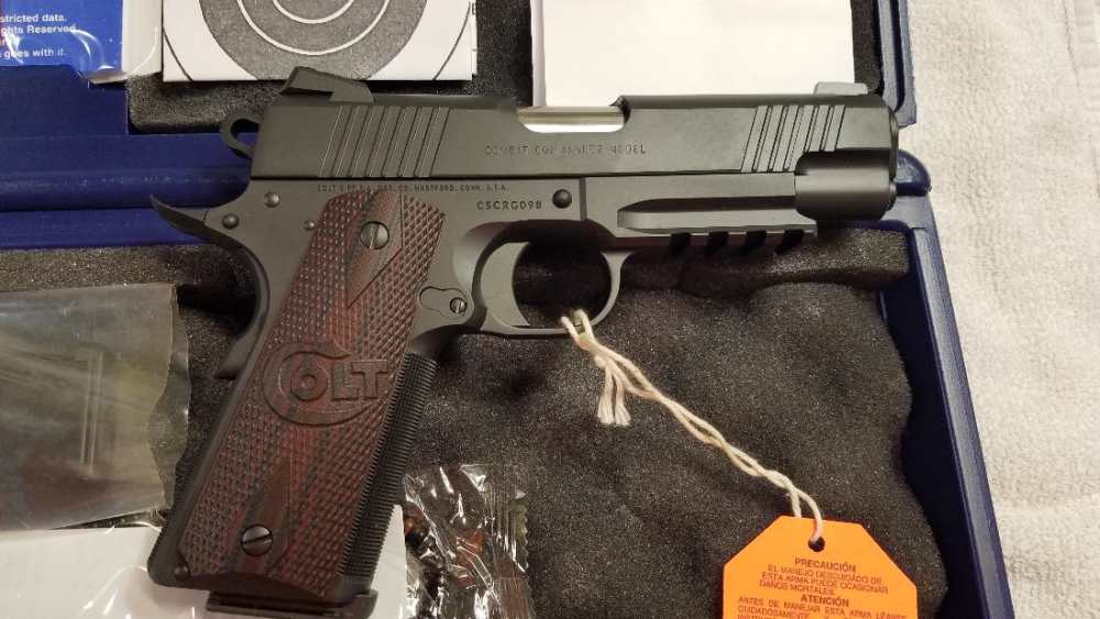 COLT CUSTOM SHOP 45 ACP COMMAMDER SPECIALCOMBAT RAIL GUN, NIB-img-5