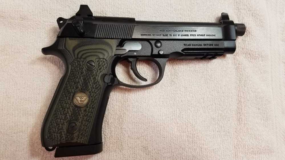 BERETTA / WILSON COMBAT 92A1 9MM WITH THREDED BARREL AND NIGHT SIGHTS NIB -img-5