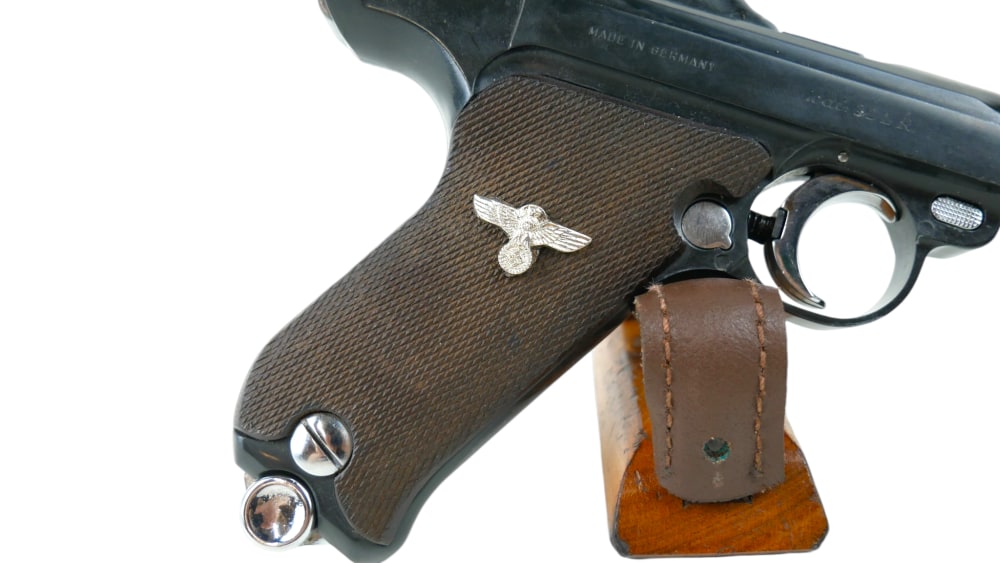 USED Erma Werke LA-22 .22 LR 4.5" Good Condition Aftermarket Grips-img-1