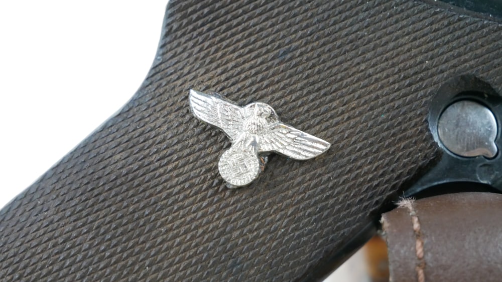 USED Erma Werke LA-22 .22 LR 4.5" Good Condition Aftermarket Grips-img-2