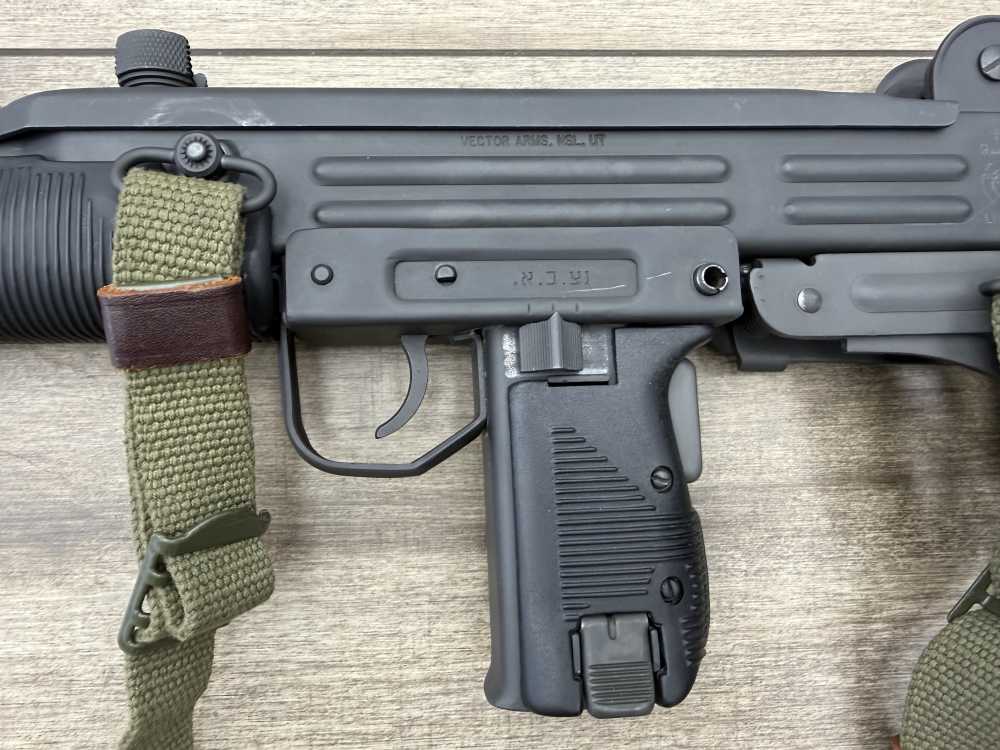 Vector Arms / Group Industries HR4332 Uzi SMG-img-3