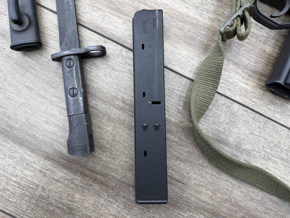 Vector Arms / Group Industries HR4332 Uzi SMG-img-39