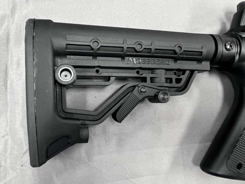 Mossberg 715T 22lr - 16" Threaded - Sights - Adjustable Stock - NO Reserve!-img-1