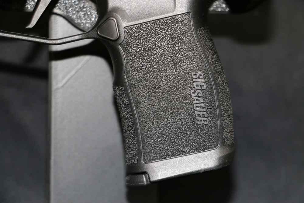 NEW! Sig Sauer P365XL Comp 380ACP 3.1" 12-rd Magazine-img-5