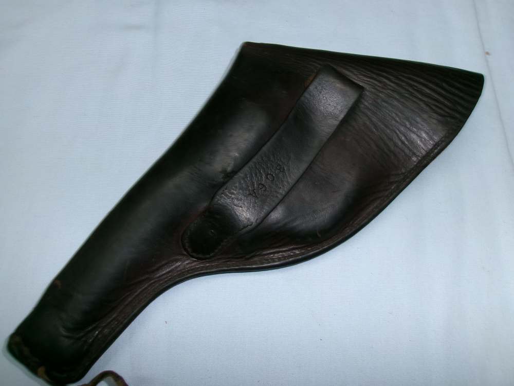 VINTAGE LEATHER HOLSTER W/ FLAP-img-2