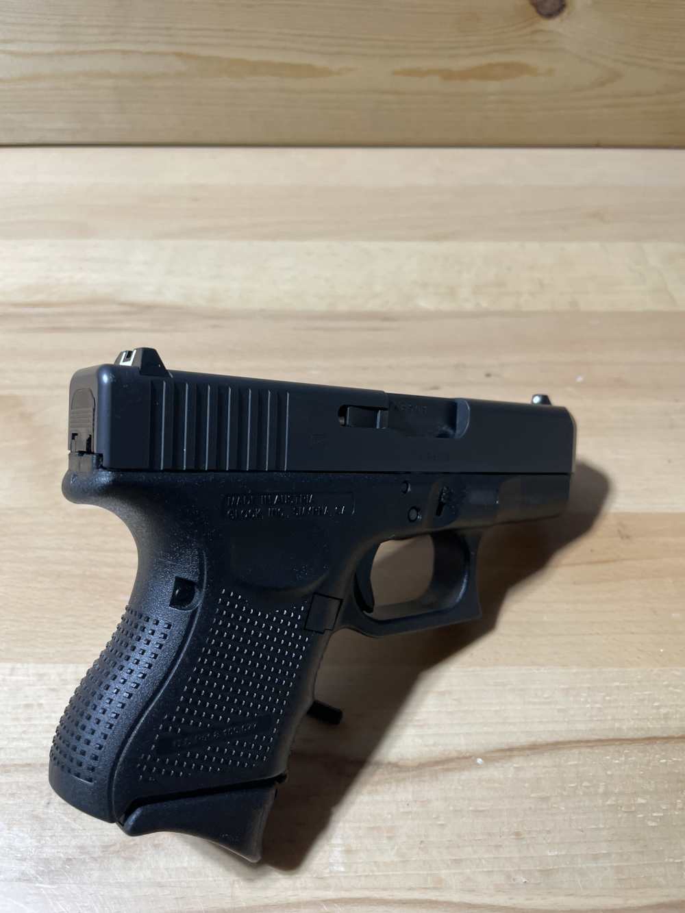 Glock 26 Gen 4 9mm w/ Box and 2 Mags-img-6