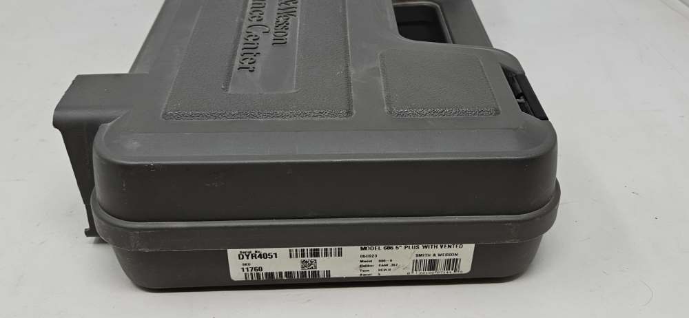 Smith & Wesson Performance Center 686-6 Plus .357 Case Vent Rib Barrel-img-3