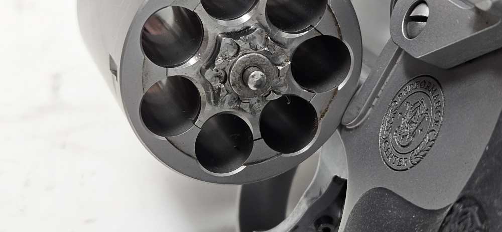 Smith & Wesson Performance Center 686-6 Plus .357 Case Vent Rib Barrel-img-18
