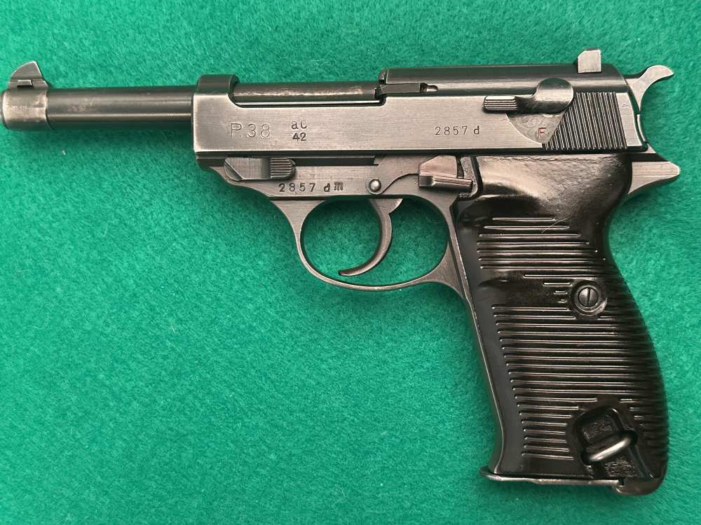 Walther P38 ac/42 German WWII Military Very Fine All Original Bring Back-img-0