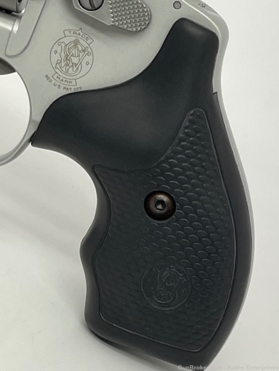 Smith & Wesson Model 637-2 Airweight 38 Spl +P Very Good-img-4