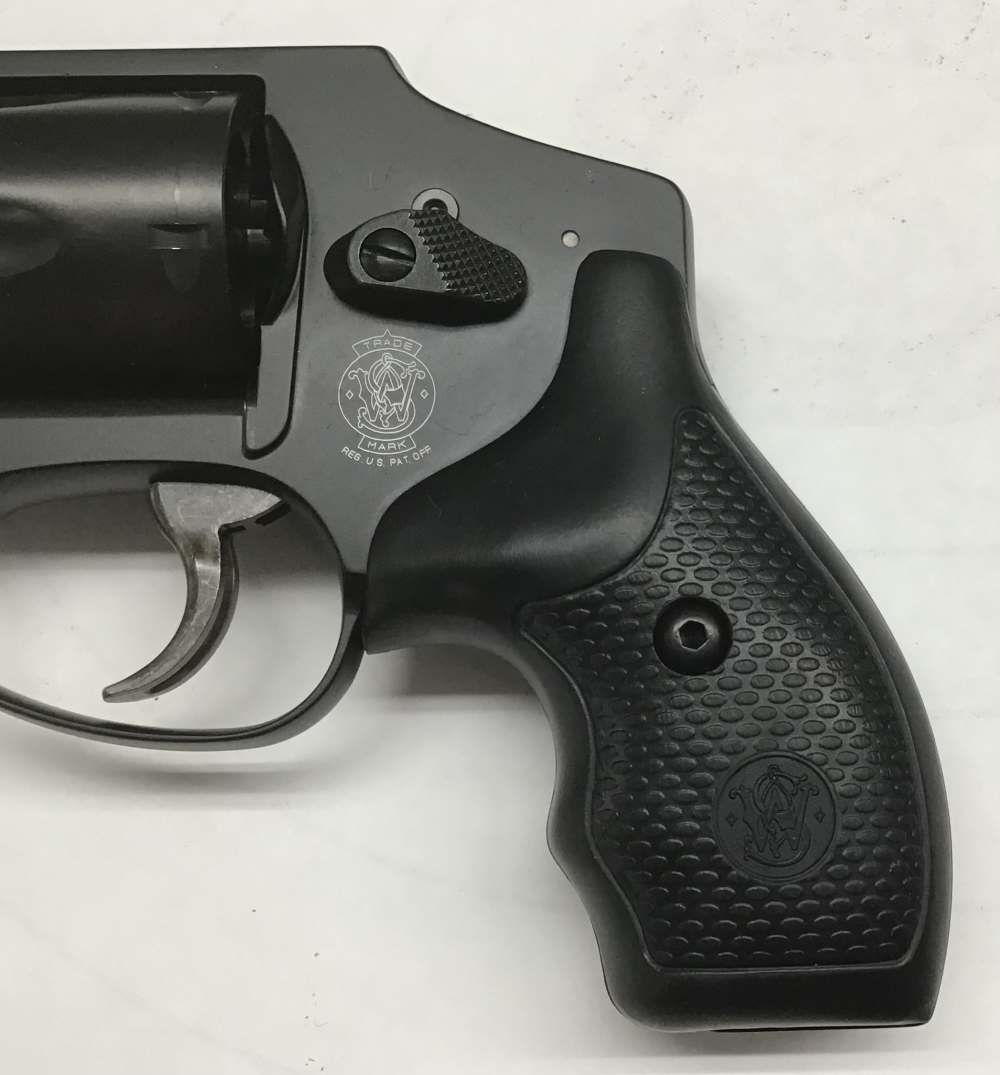 Smith & Wesson Revolver Model: 442 Caliber: .38 SPL+P-img-4