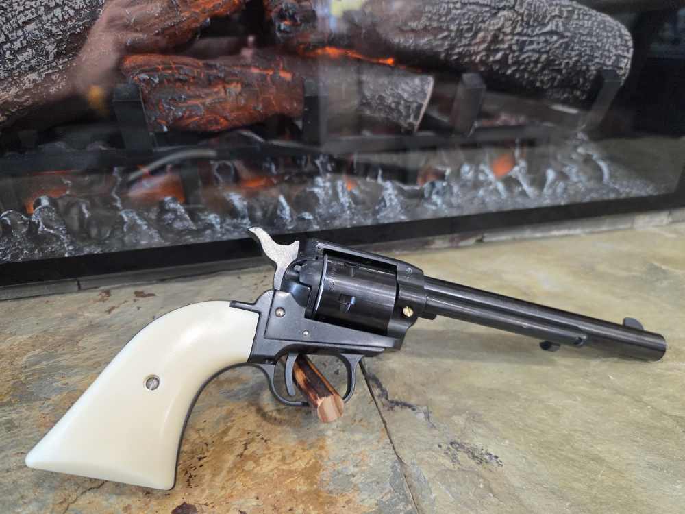 USED FIE Tex 22 .22 Mag-img-4