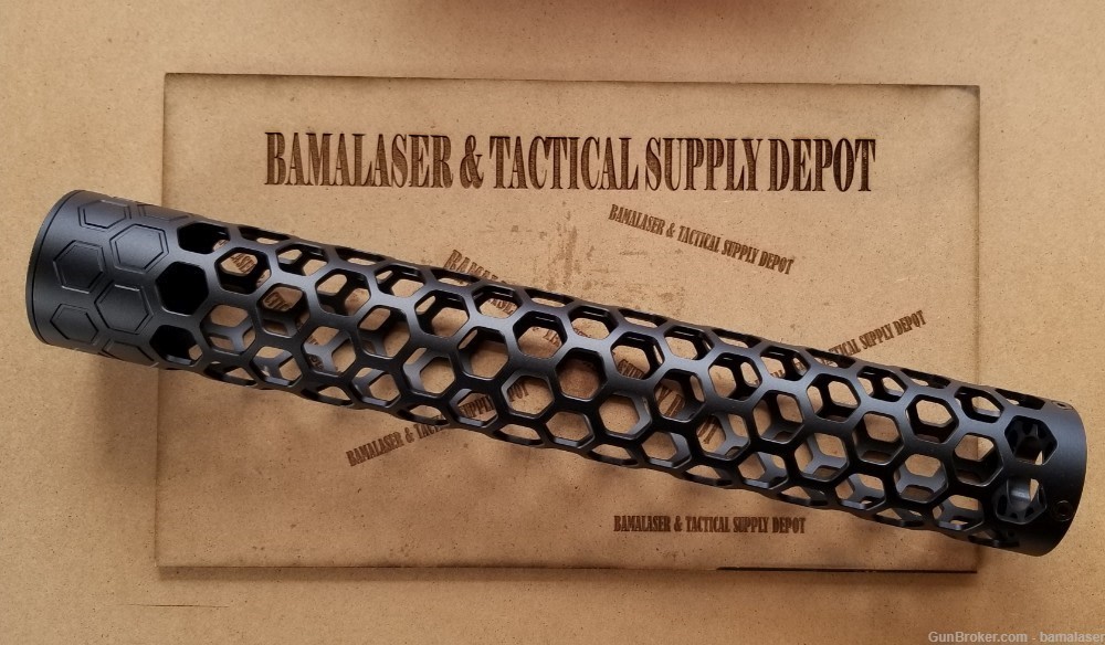 AR-15 12in Lightweight Hex Free Float Handguard with Barrel Nut Honeycomb -img-2