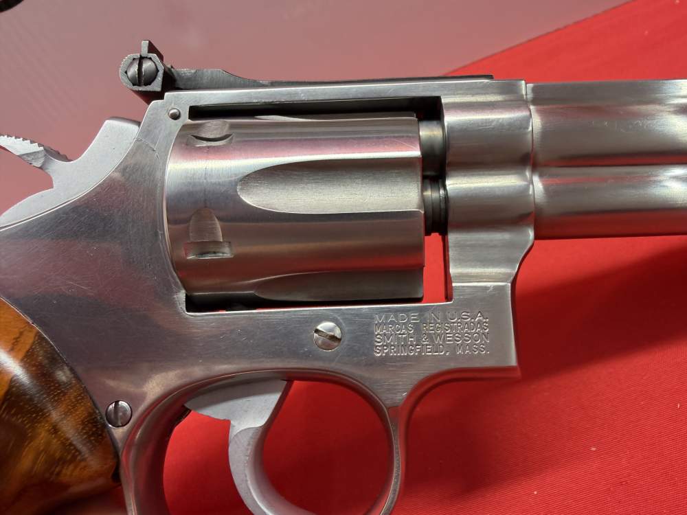 Smith & Wesson Model 648 22 Magnum 6” -img-13