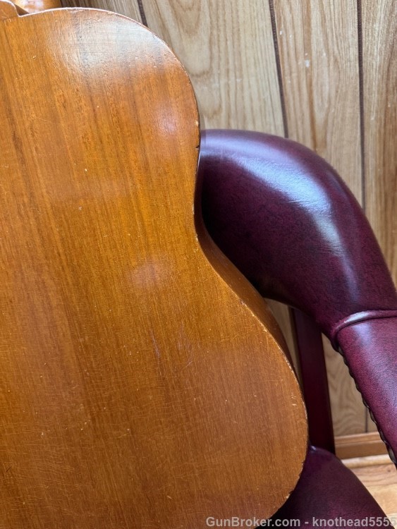 GIBSON CLASSICAL GUITAR FROM 1960'S IN ORIGINAL CONDITION!-img-36