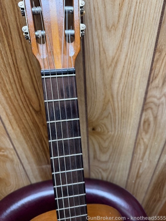 GIBSON CLASSICAL GUITAR FROM 1960'S IN ORIGINAL CONDITION!-img-20