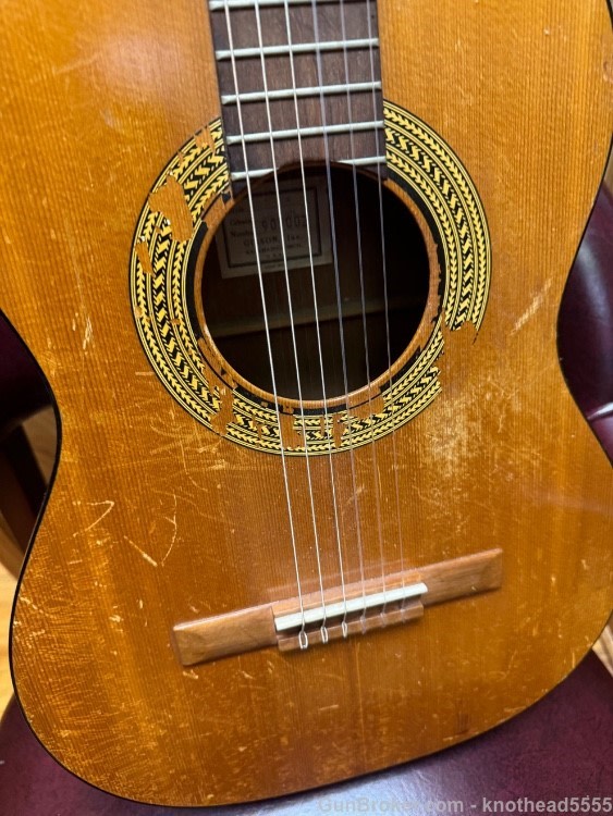 GIBSON CLASSICAL GUITAR FROM 1960'S IN ORIGINAL CONDITION!-img-23