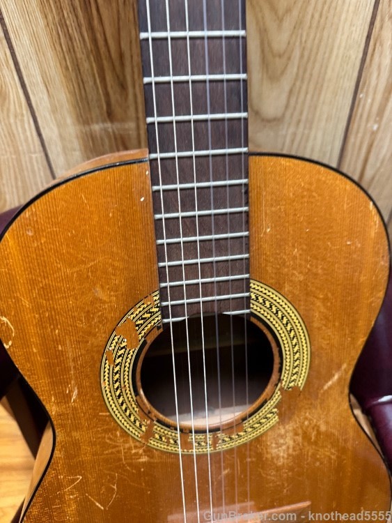 GIBSON CLASSICAL GUITAR FROM 1960'S IN ORIGINAL CONDITION!-img-22