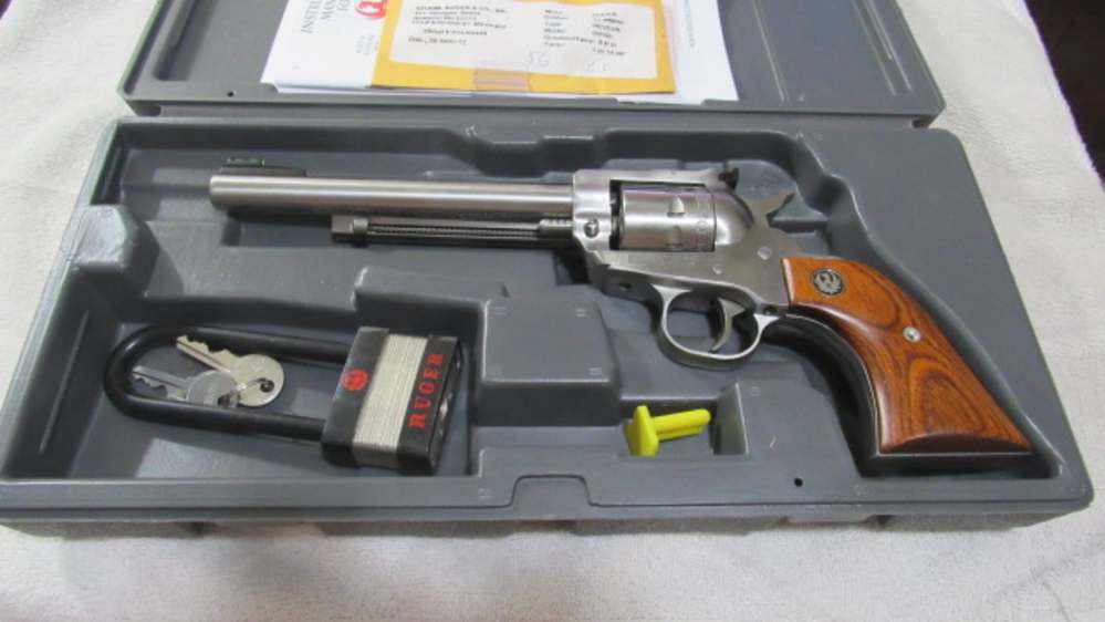 .22  WMRF- Ruger Single Nine Model 08150 Single-Action Revolver.-img-3