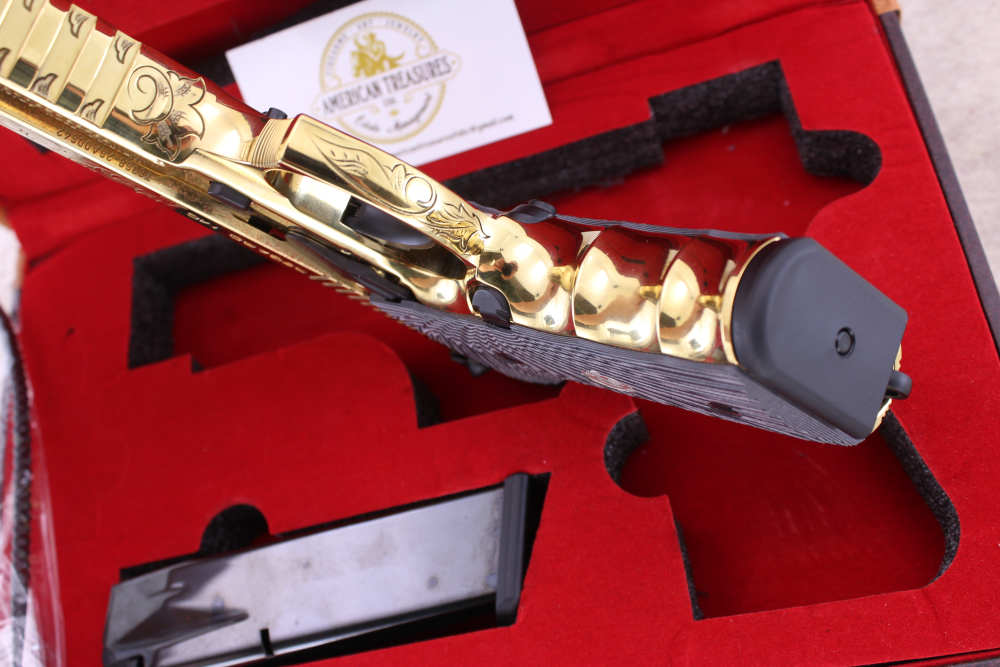 Pablo Escobar Bar B Que BBQ GOLD Gun Show Midas Bling 9mm Mint-img-2