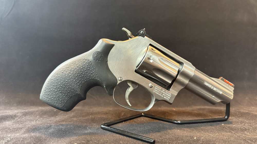 Smith & Wesson Model 63-5 .22 LR Stainless 3" 8-Shot Revolver w/ Box & Pape-img-1