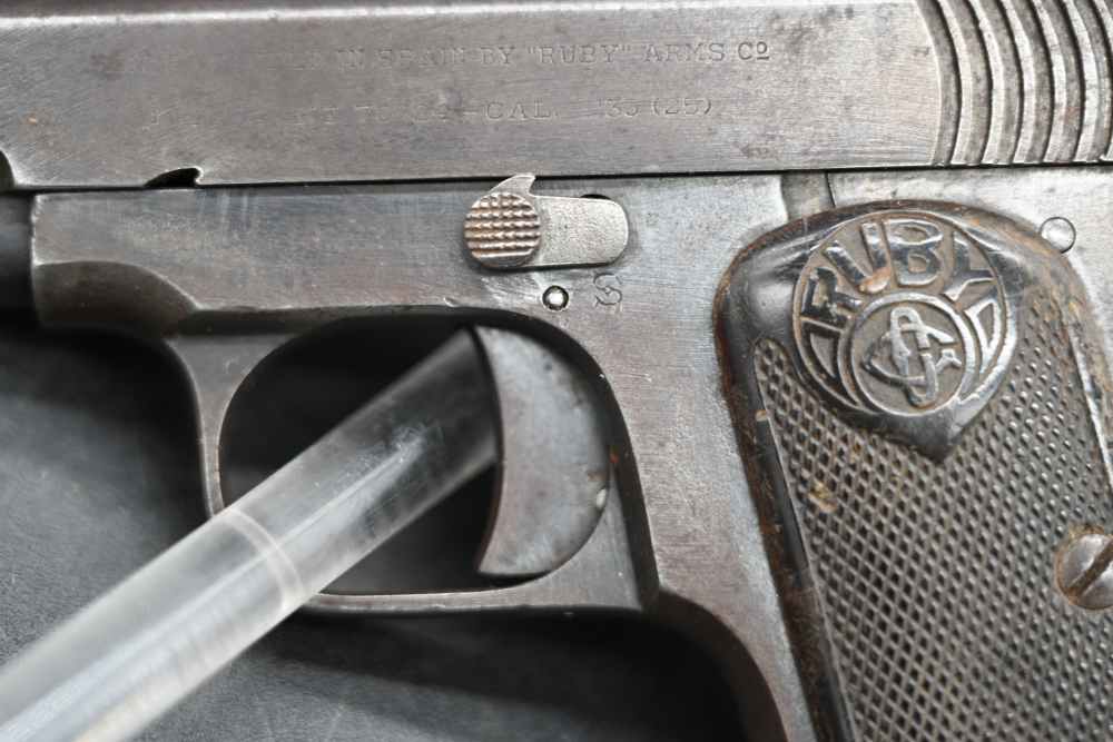 Spanish “Ruby” Arms Co. Vest Pocket Pistol – 6.35mm/.25 ACP – Vintage Holst-img-11