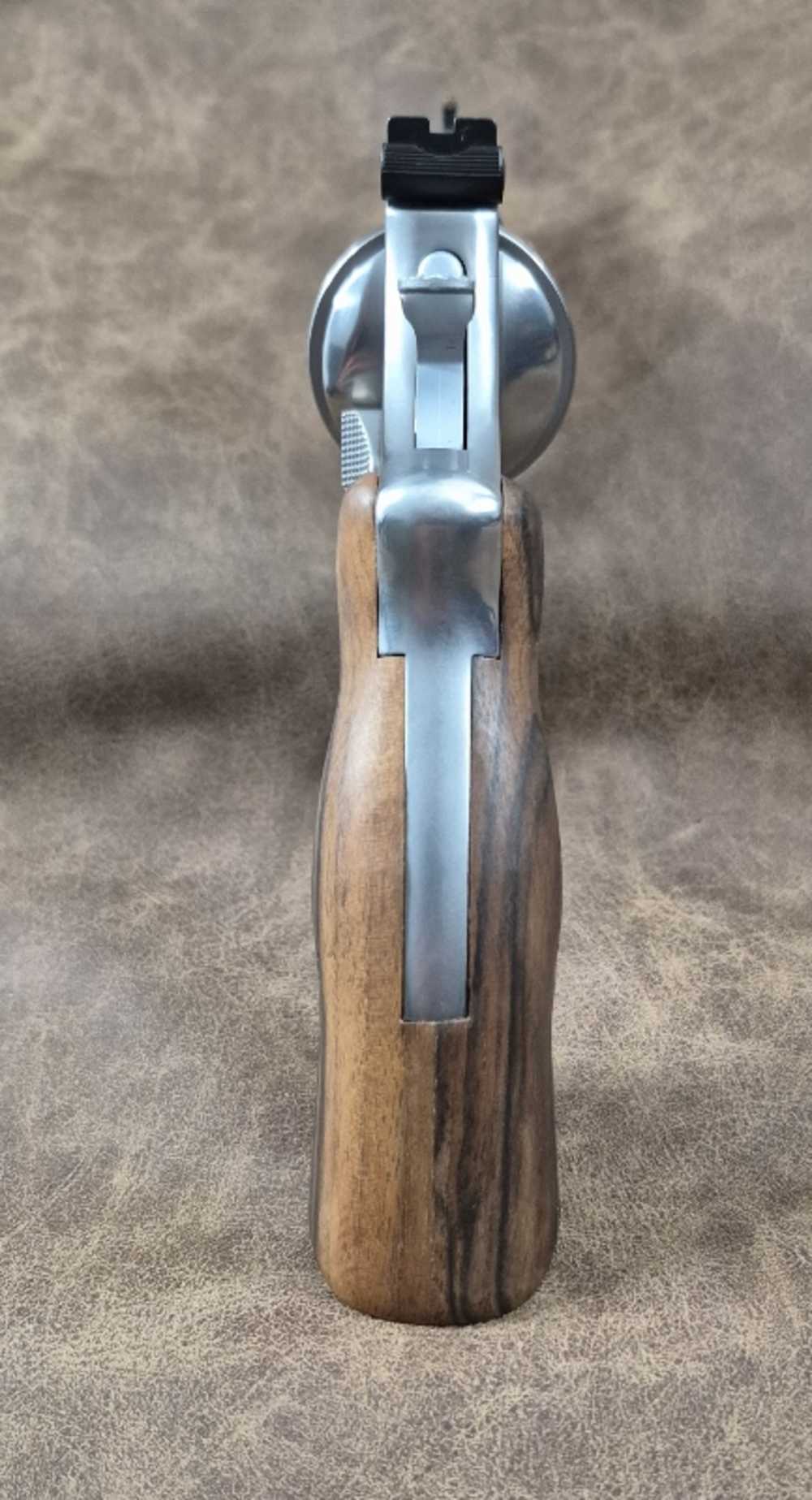 NIB SMITH & WESSON 610 MOUNTAIN GUN 10MM 4" CASE-img-2