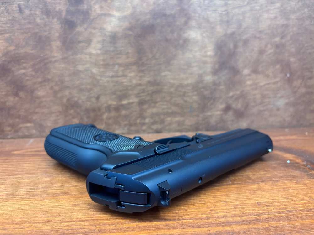 Beretta 8357 D 357 Sig Pistol 53798-1-img-4