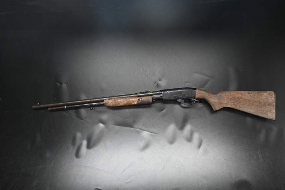 Remington Model 572 Fieldmaster .22 S/L/LR Pump-Action Rifle – 23.5" Barrel-img-10