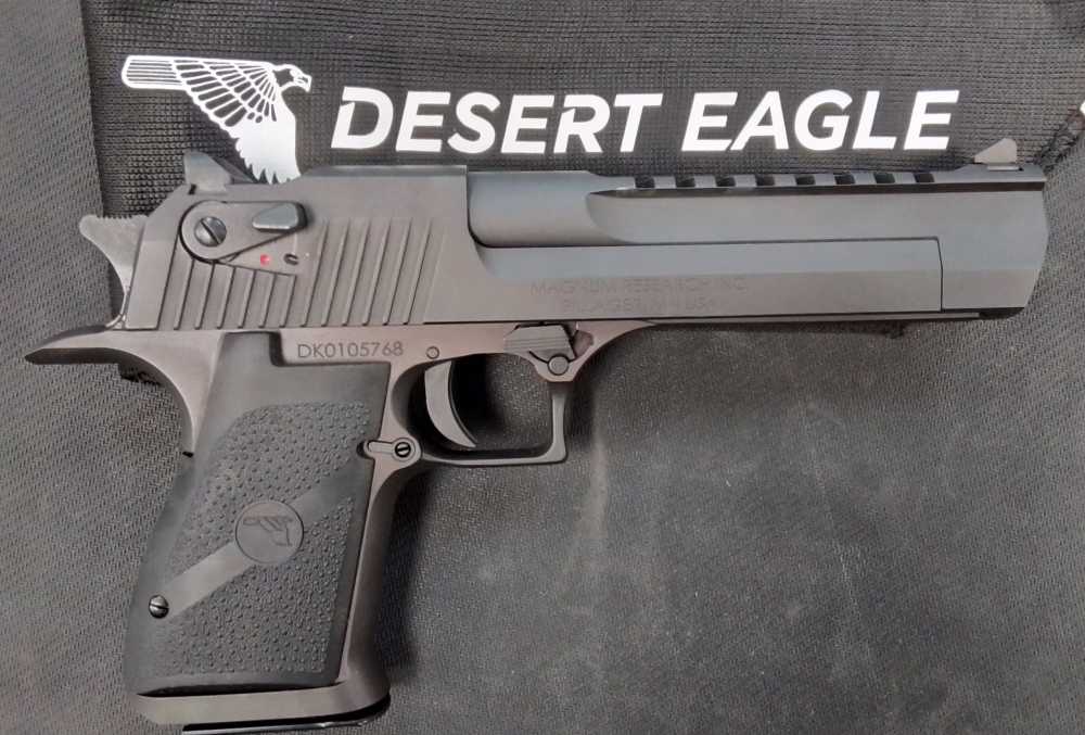 DESERT EAGLE 44MAG WITH ONE MAG AND BOX-img-1