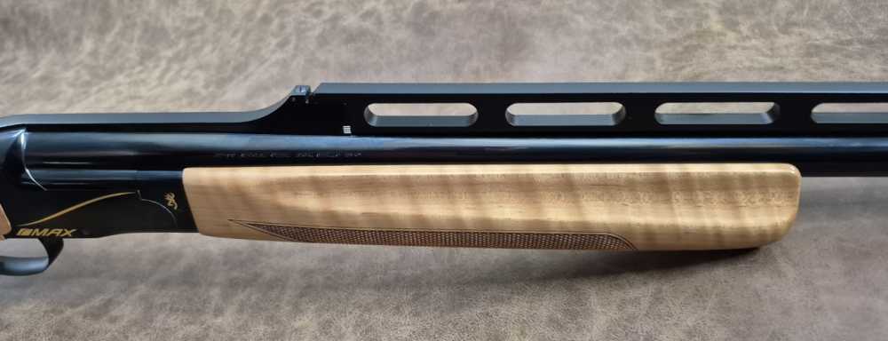 NIB BROWNING BT-99 MAX MAPLE 12GA 32" CASE-img-6