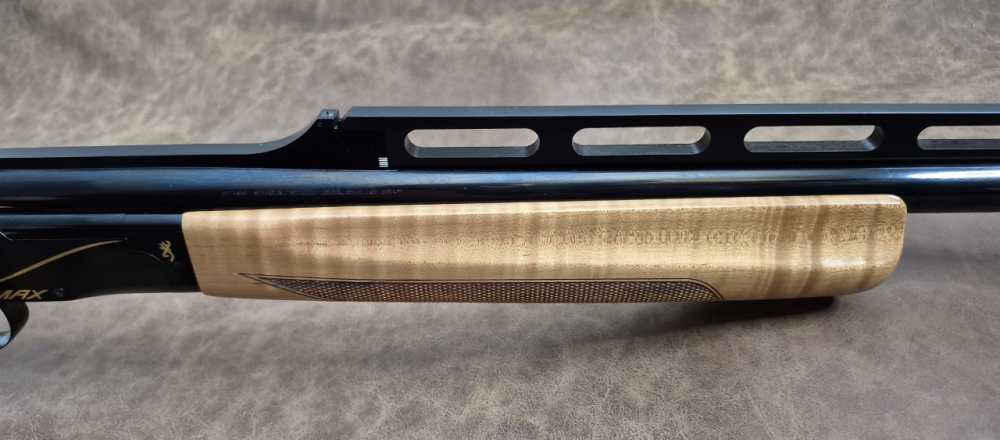NIB BROWNING BT-99 MAX MAPLE 12GA 32" CASE-img-6