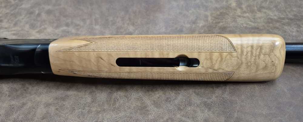 NIB BROWNING BT-99 MAX MAPLE 12GA 32" CASE-img-5