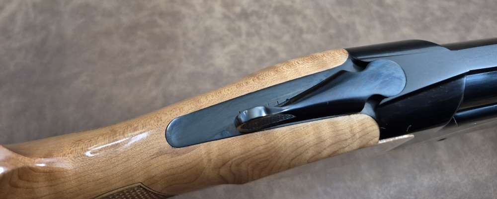 NIB BROWNING BT-99 MAX MAPLE 12GA 32" CASE-img-2