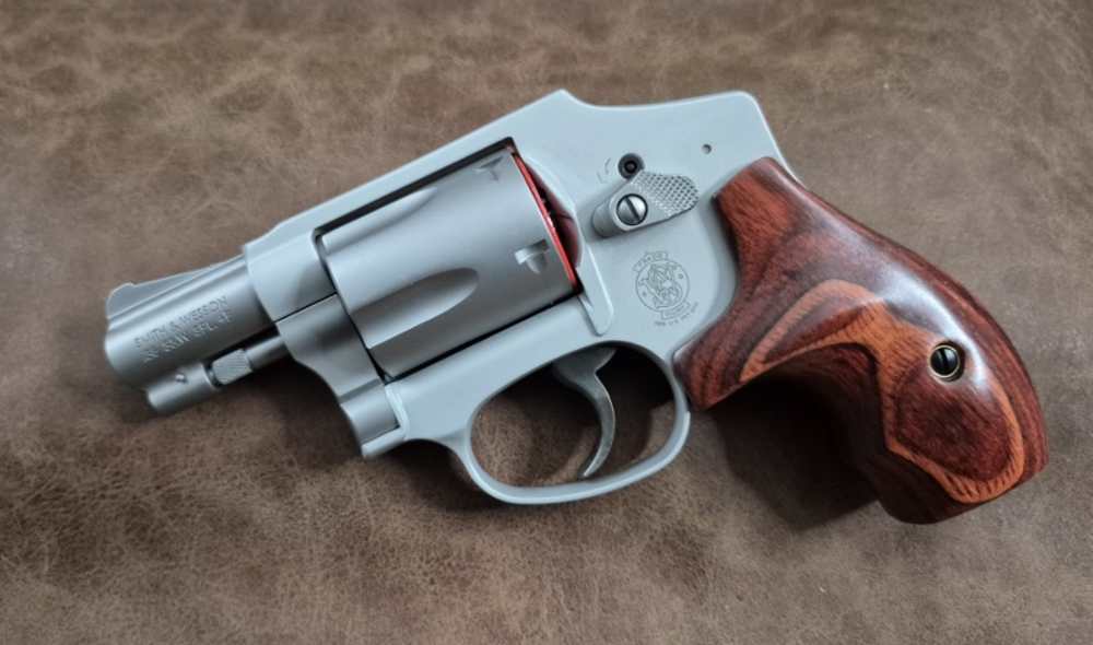 NIB SMITH & WESSON MODEL 642-2 LADY SMITH 38SPEC 1.875" BOX-img-0
