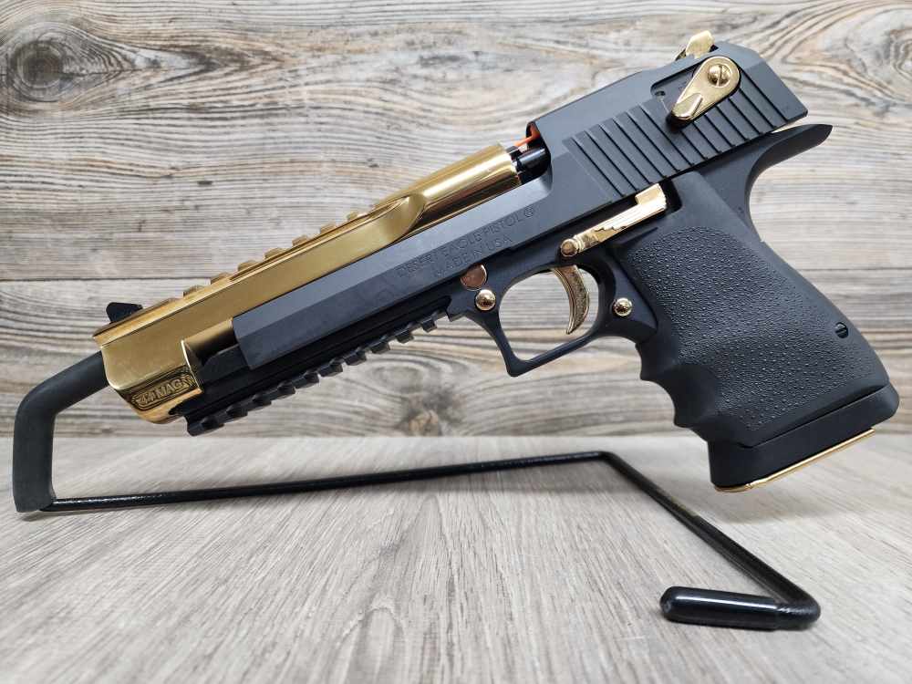 Magnum Research Desert Eagle 44 Mag-img-1
