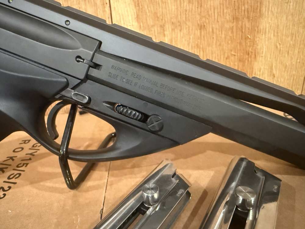 Amazing Beretta N22 NEOS .22 LR 6” Two 10rd Magazines -img-4