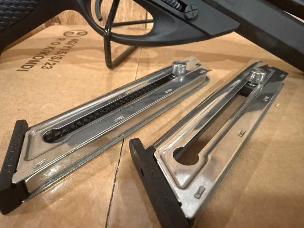 Amazing Beretta N22 NEOS .22 LR 6” Two 10rd Magazines -img-6