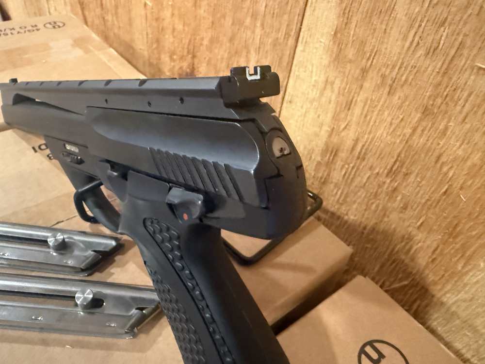 Amazing Beretta N22 NEOS .22 LR 6” Two 10rd Magazines -img-12