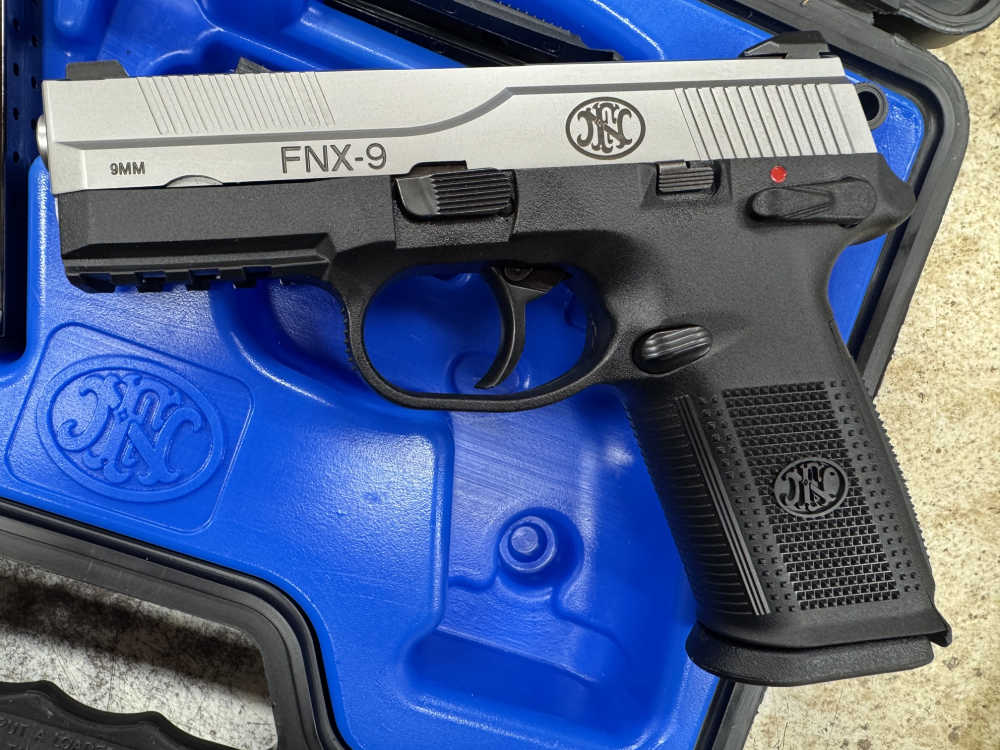 FNH FNX 9MM AMBI SEMI AUTO PISTOL W/ 3-17RD MAGAZINES IN CASE A+ EXCELLENT -img-9