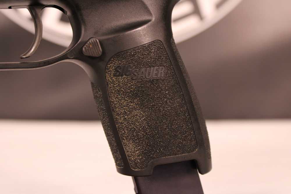 Sig P320-img-4