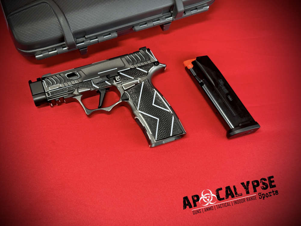 Sig Sauer P365x Macro Komodo Anime -img-0
