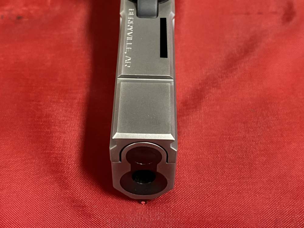 Nighthawk Custom BDS Commander 9mm IOS Aggressive Grip New In Box-img-9