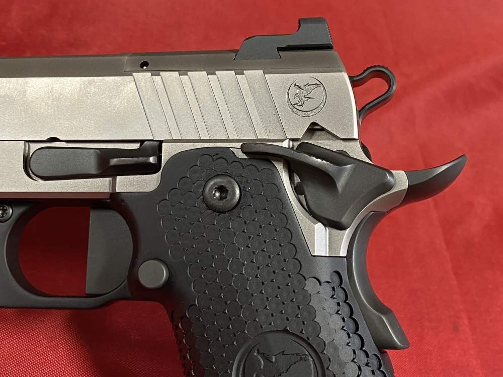 Nighthawk Custom BDS Commander 9mm IOS Aggressive Grip New In Box-img-7